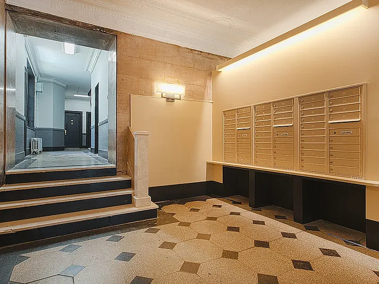 15 Crown St #5D — Photo 5