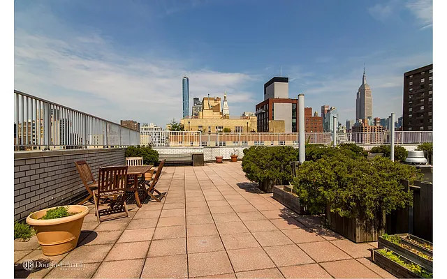 Sold by Douglas Elliman | media 7