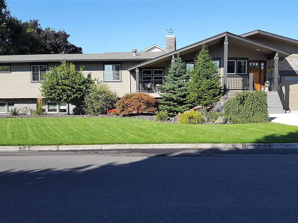 1st image of 7621 N Panorama Dr