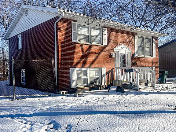 3rd image of 275 N Tomagene Dr