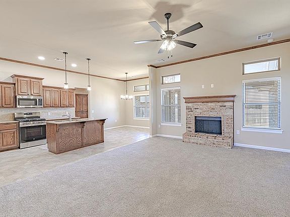 5th image of 1923 W Flintlock Way