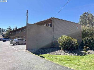 1260 10th St #23, Florence, OR, 97439