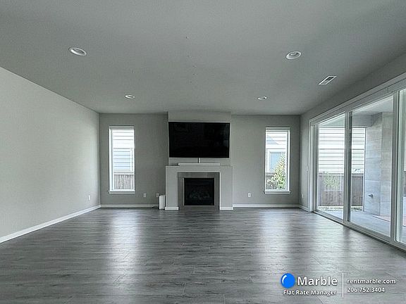 4th image of 3476 SE 18th St