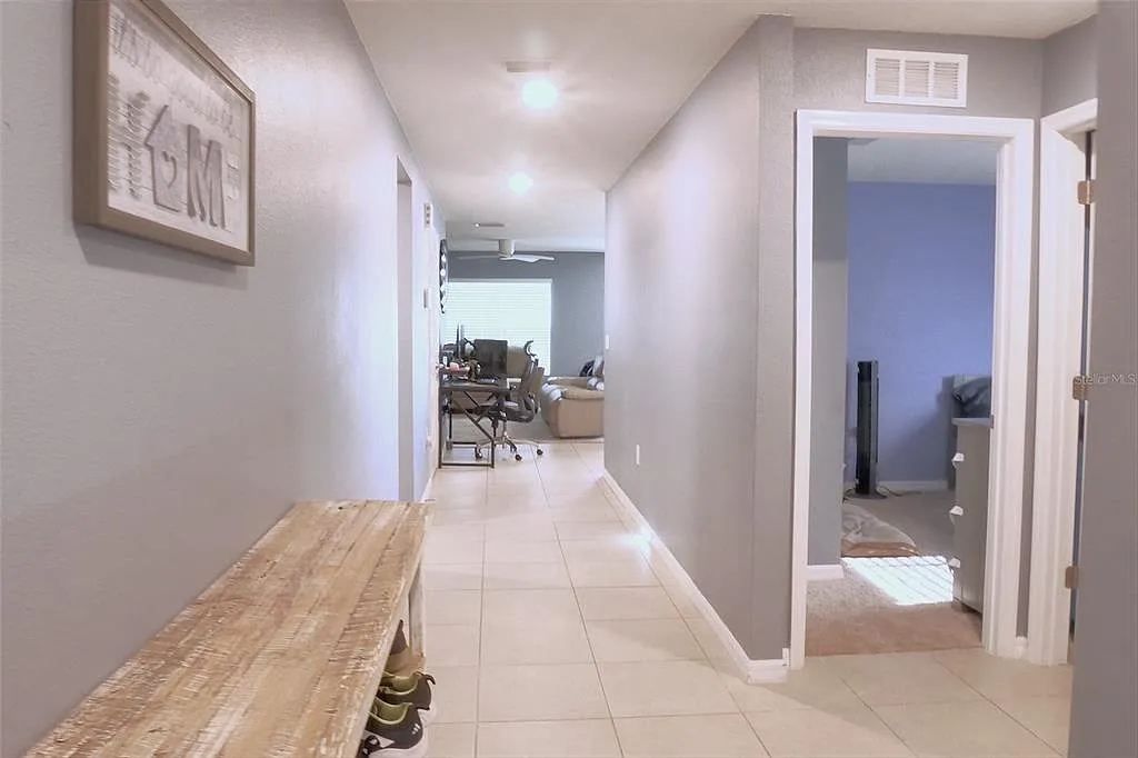4 bed, 2.0 bath, 1485 sqft, $2,400 — Photo 2