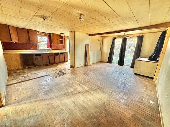 3rd image of 1475 Swecker Town Rd