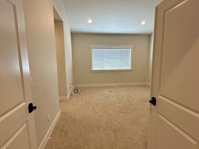 29054 NW Keenon St — Photo 24
