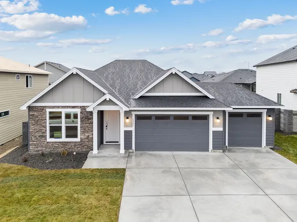 7963 Fortress St, West Richland, WA 99353