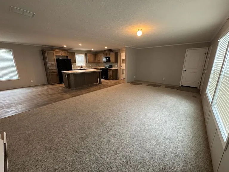 Westbridge Manor — Photo 132