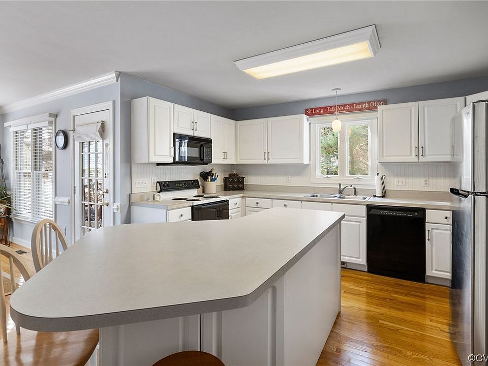 1st image of 1619 Logwood Cir