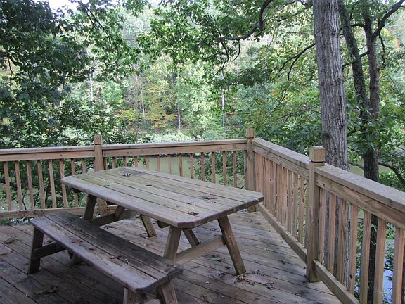 Rear deck