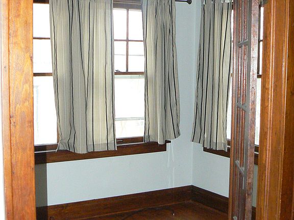 Sun-room off living room