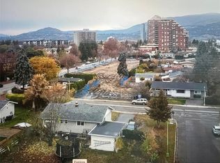 1481 Richmond St, Kelowna, BC V1Y 3T5