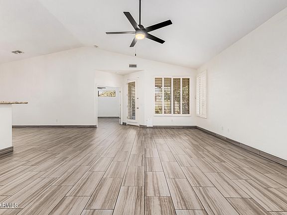 5th image of 1136 E SAN TAN Drive
