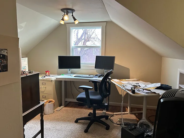 1309 Avenue E — Photo 11
