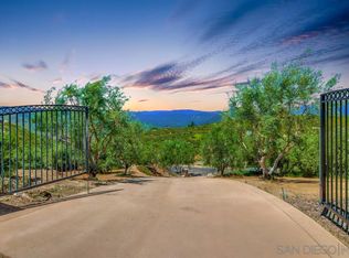 20560 Rancho Villa Rd, Ramona, CA 92065