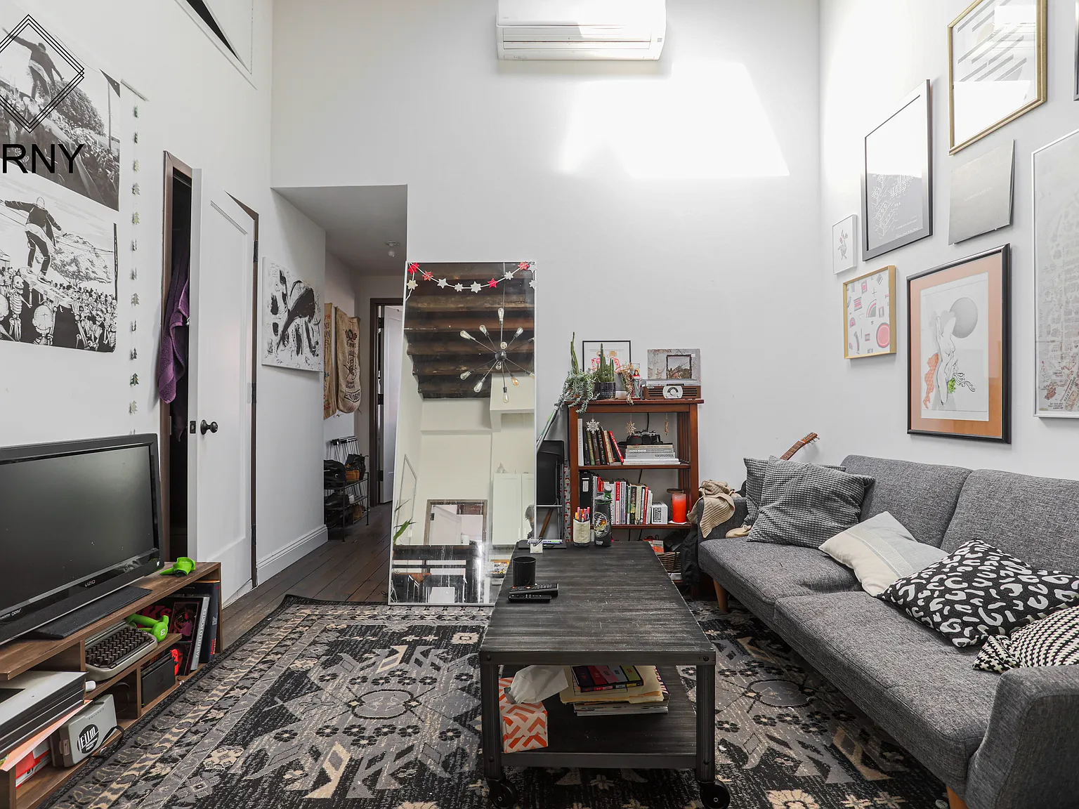 212 Freeman Street — Photo 3