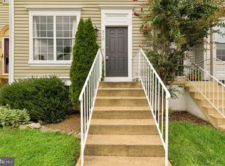 310 Stable View Ter NE, Leesburg, VA 20176