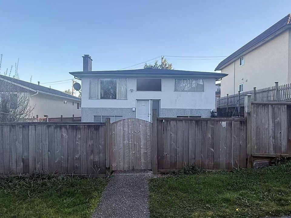 1st image of 3466 E 2nd Ave