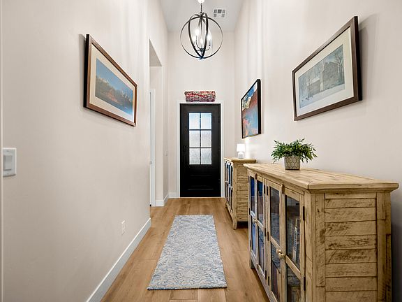 5th image of 257 W Peaceful Ln