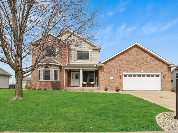 112 Windsong Dr, Washington, IL 61571