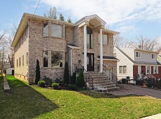 44 Dudley Dr, Bergenfield, NJ 07621