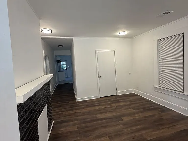 625 N Hollywood St — Photo 3