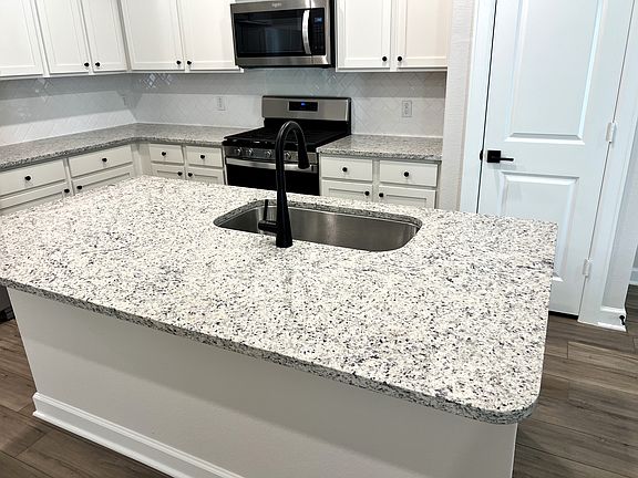 4th image of 6210 Wedgewood Hills Dr