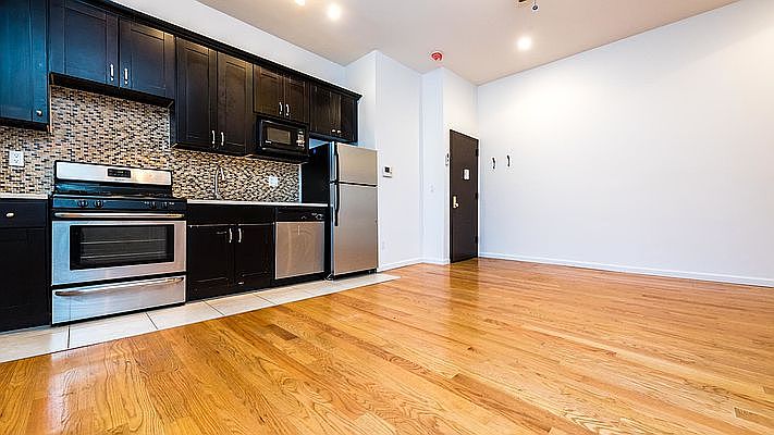 1st image of 261 Nostrand Ave #3G