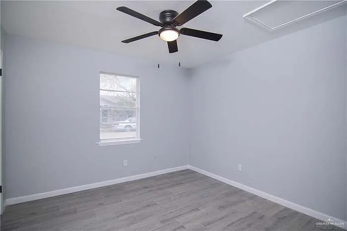 1120 E Sanchez St — Photo 11