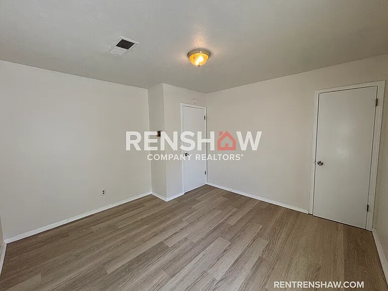 3576 Debby Dr — Photo 10