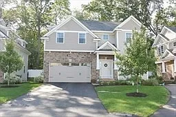 33 Boardwalk Dr #33 — Photo 25