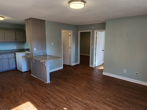3rd image of 115 Olive St #5