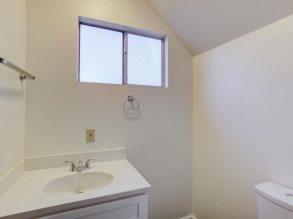 1st Floor Powder room