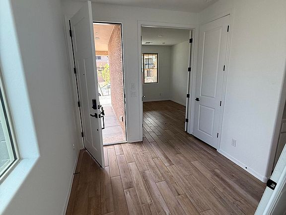 3rd image of 33361 N 132nd Drive