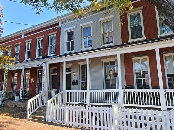 3rd image of 1118 W Marshall St #A