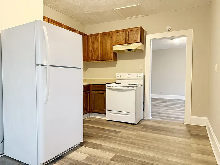 133 Rankin Ave — Photo 14