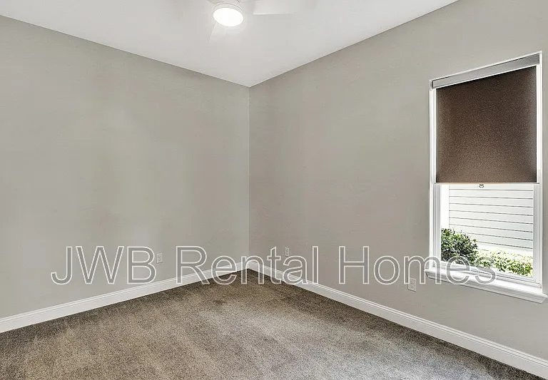 274 Daydream Ave — Photo 12