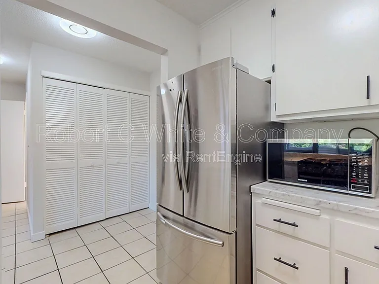 163 South St #33 — Photo 9