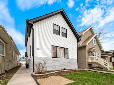 921 N Humphrey Ave, Oak Park, IL, 60302