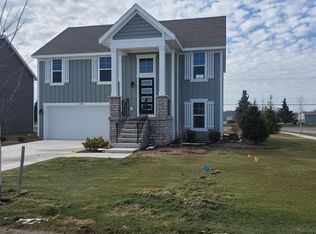 7493 Legend Ct, Caledonia, MI 49316
