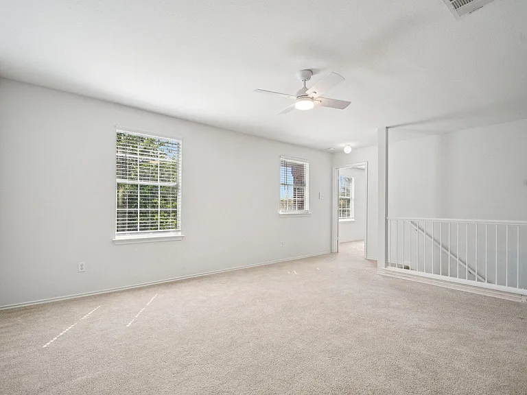 217 Killian Loop — Photo 15