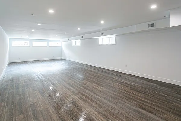 Sold by Jabour Realty Company | media 18