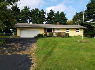 106 Sharon Rd SW, Pataskala, OH 43062