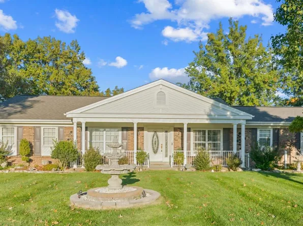 12117 Royalwood Ct, Saint Louis, MO 63141