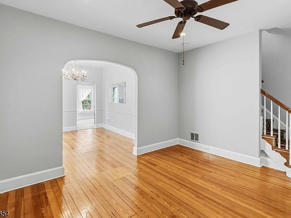5th image of 1705 48Th St