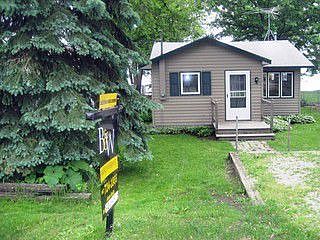 1st image of 41755 N Riverview Ave