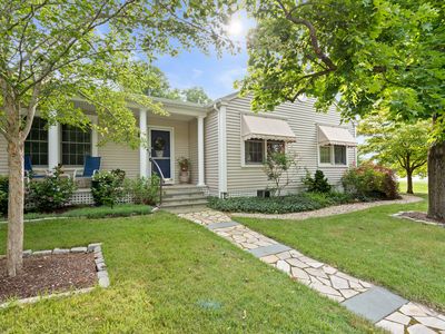 860 Montauk Avenue, New London, CT, 06320