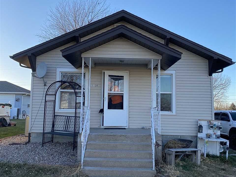 1st image of 1120 E Ave
