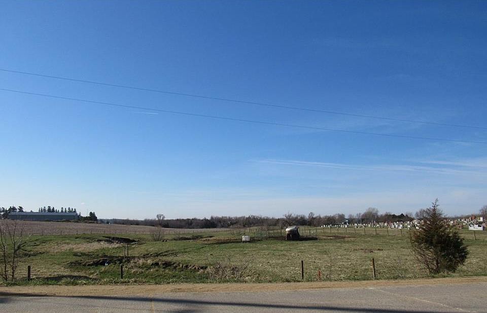 2nd image of 2037 1/2 Highway Four Rd