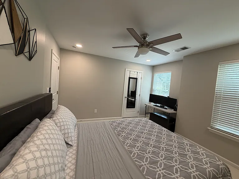 11611 Elizabeth Madison Ct — Photo 17